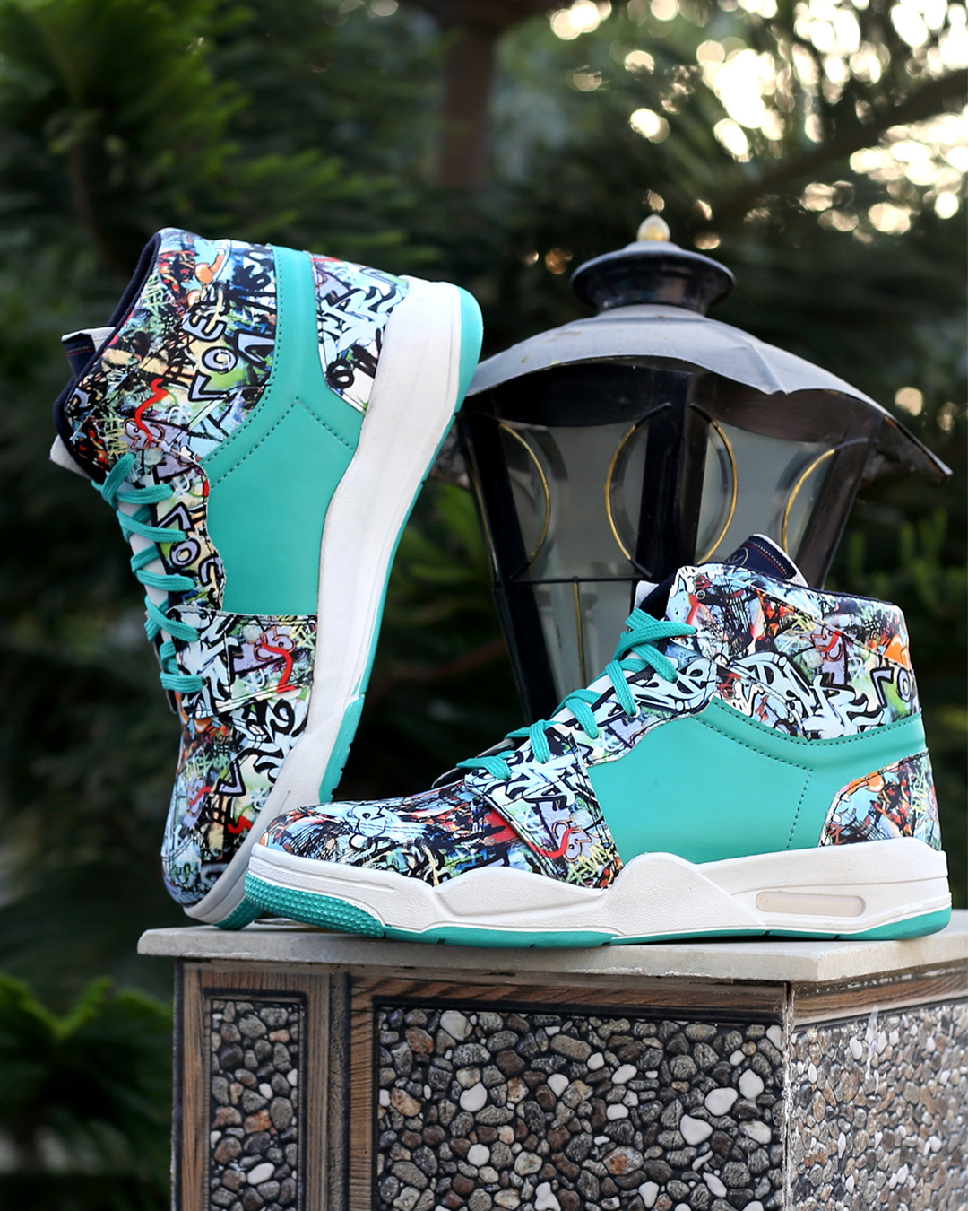 Blue Strawberry Pattern Print Black Sneaker Shoes For Men Women main image 1