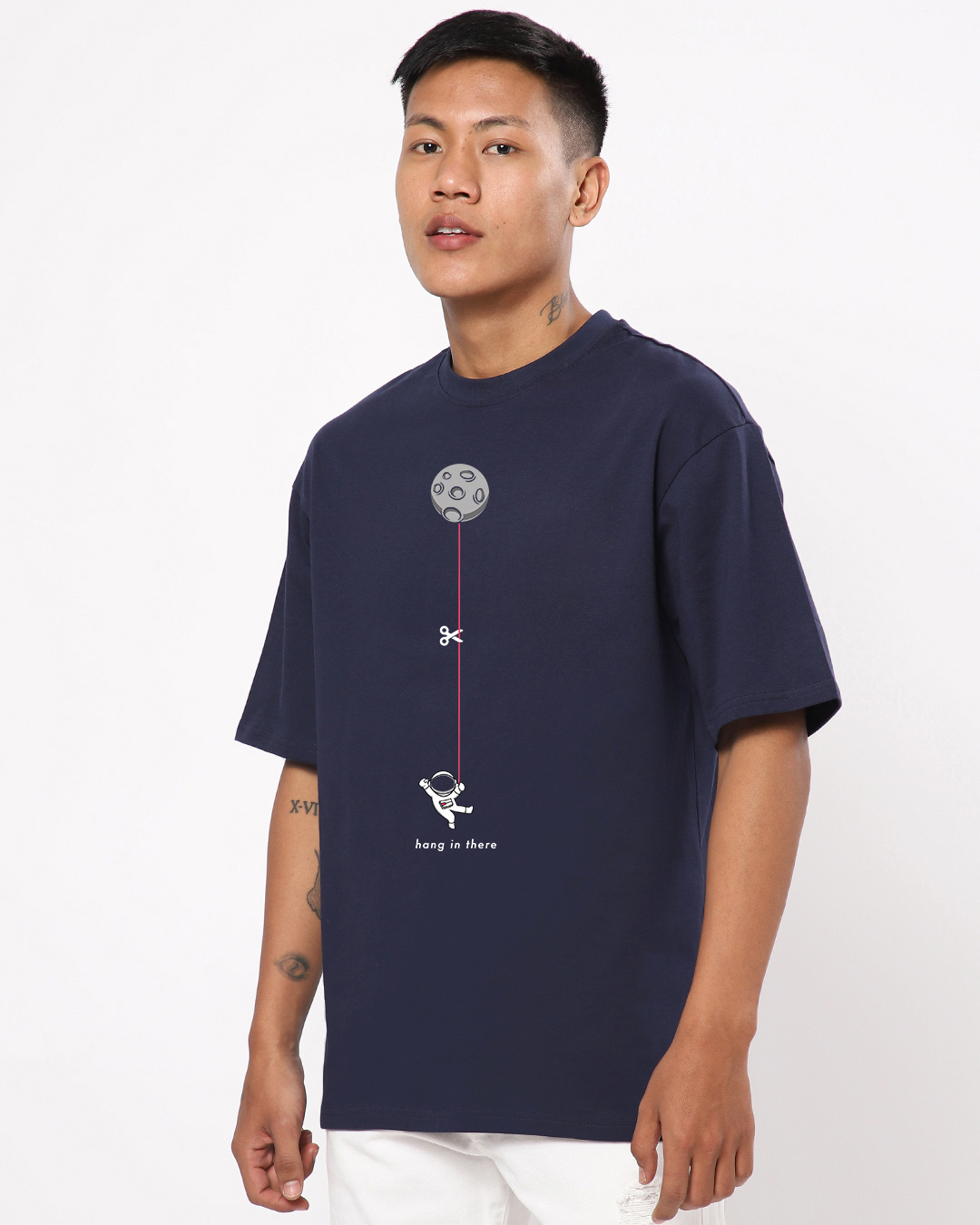 Men's Black Hangin Astronaut Graphic Printed Oversized T-shirt main image 1