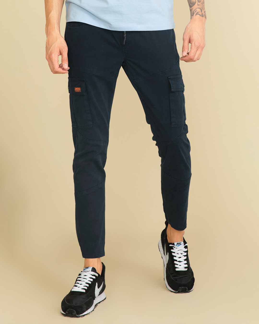 bewakoof cargo pants