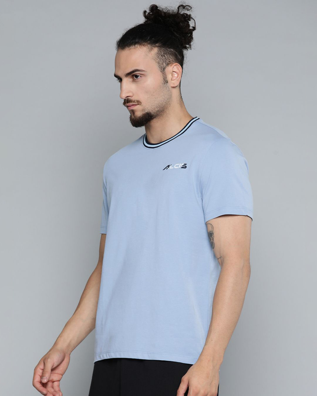 Shop Men's Blue Slim Fit Cotton T-shirt-Back