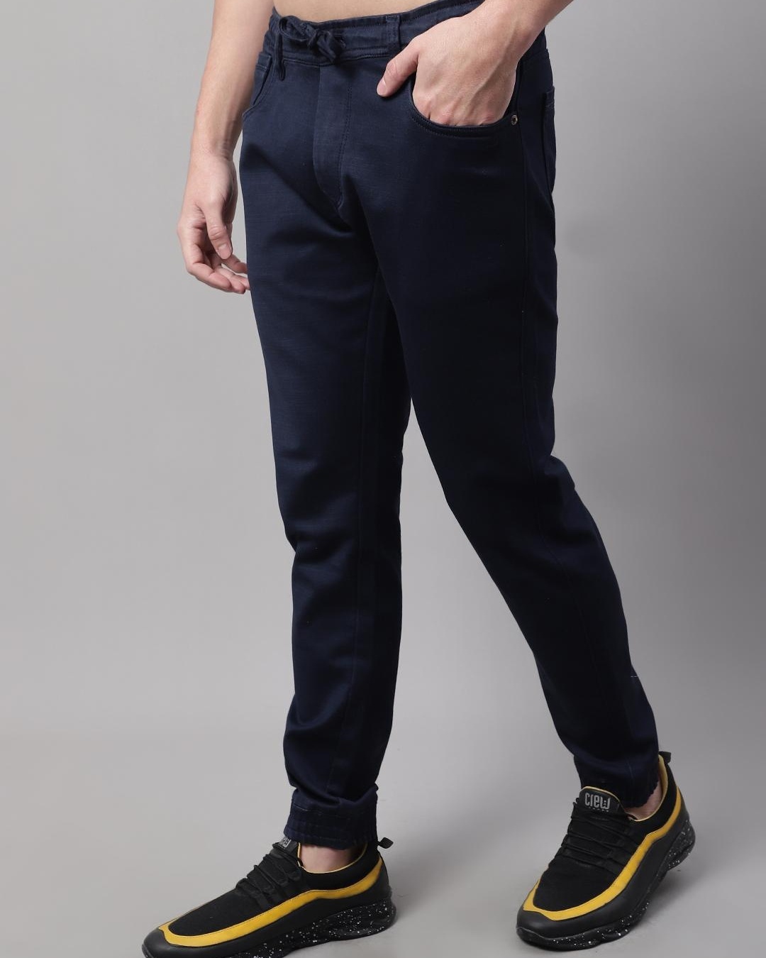 Buy Men's Blue Slim Fit Jogger Jeans Online at Bewakoof