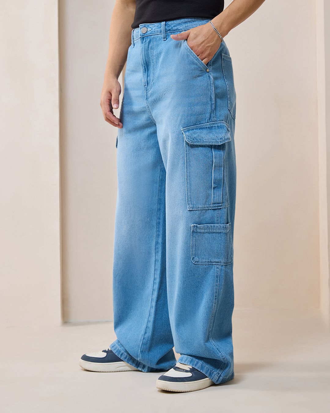 Shop Men's Blue Baggy Straight Fit Jeans-Back