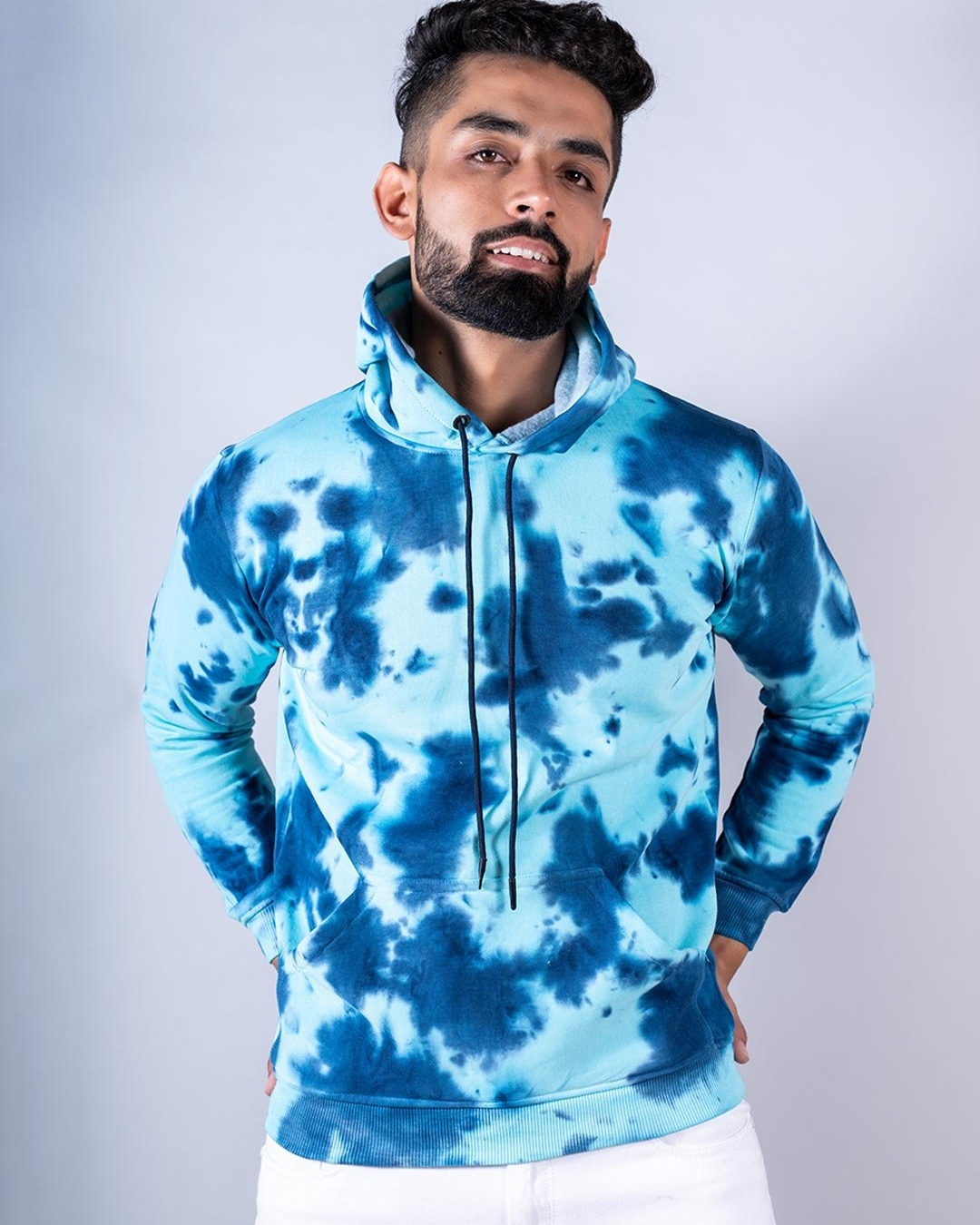 Buy Men's Blue Tie & Dye Relaxed Fit Hoodie Online at Bewakoof