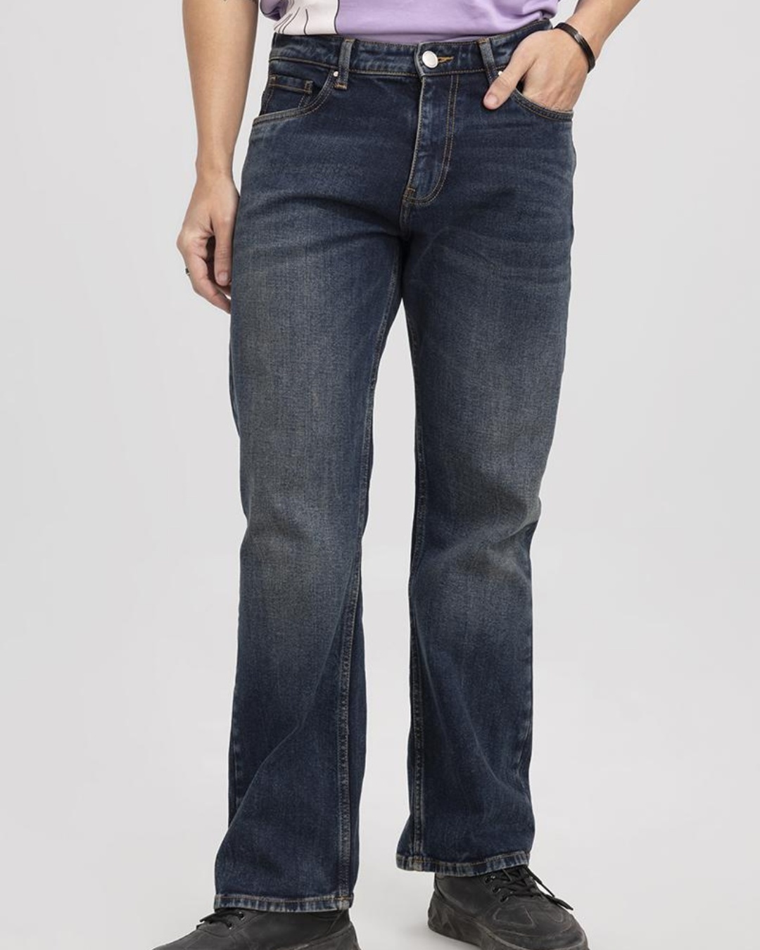 Buy Men's Blue Washed Bootcut Jeans Online at Bewakoof