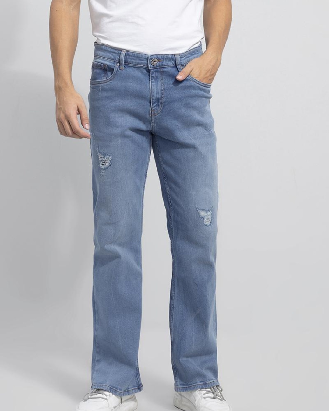 Buy Men's Blue Washed Ripped Bootcut Jeans Online at Bewakoof