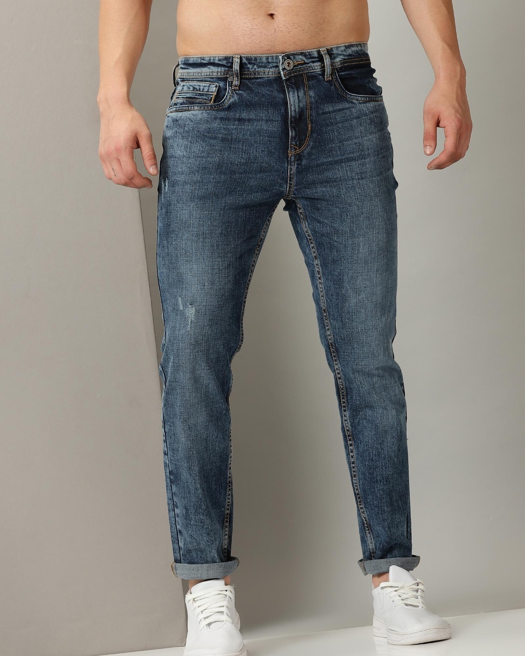 Buy Men's Blue Washed Slim Fit Distressed Jeans Online at Bewakoof