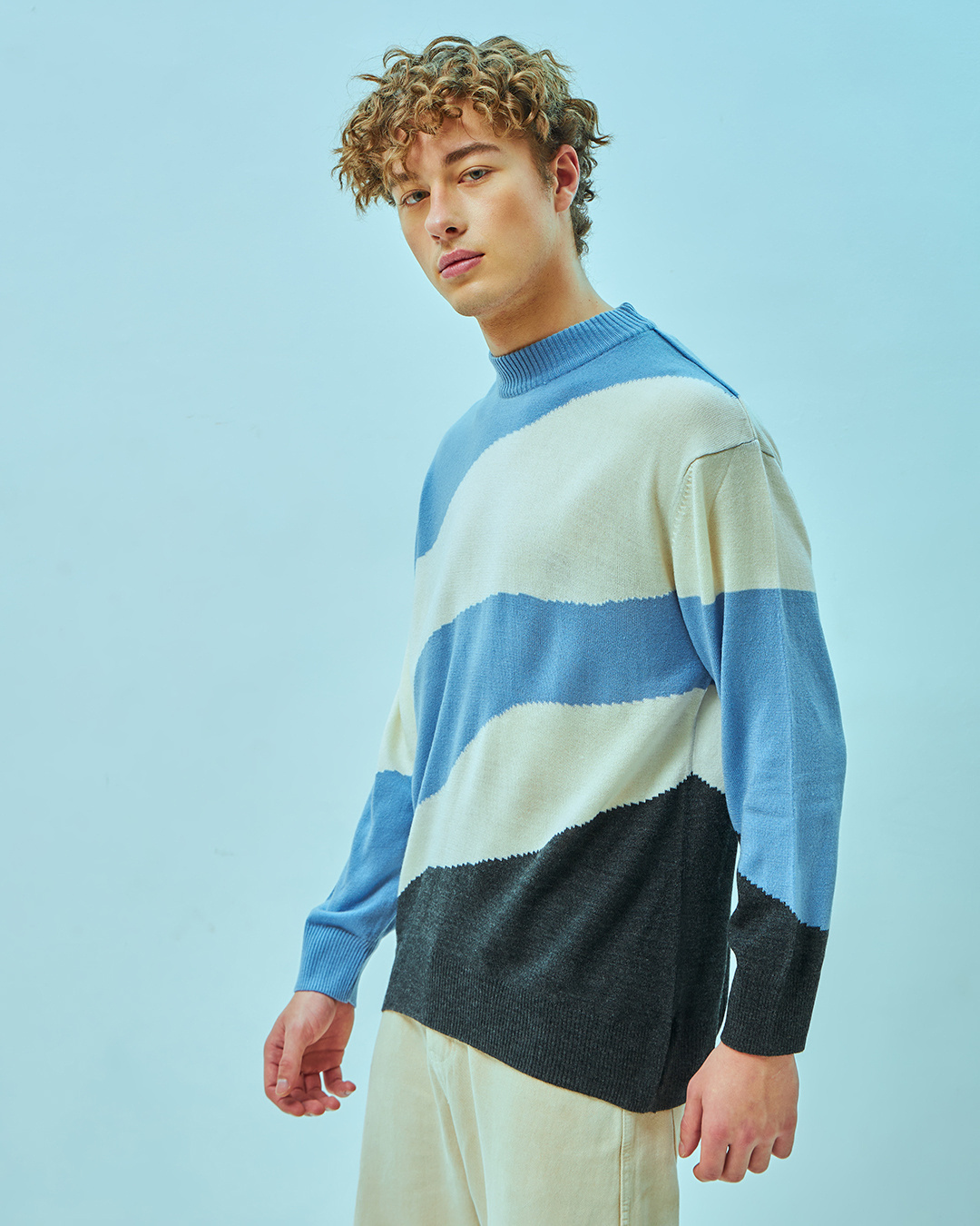 Shop Men's Blue & White Color Block Oversized Flat Knit Sweater-Back