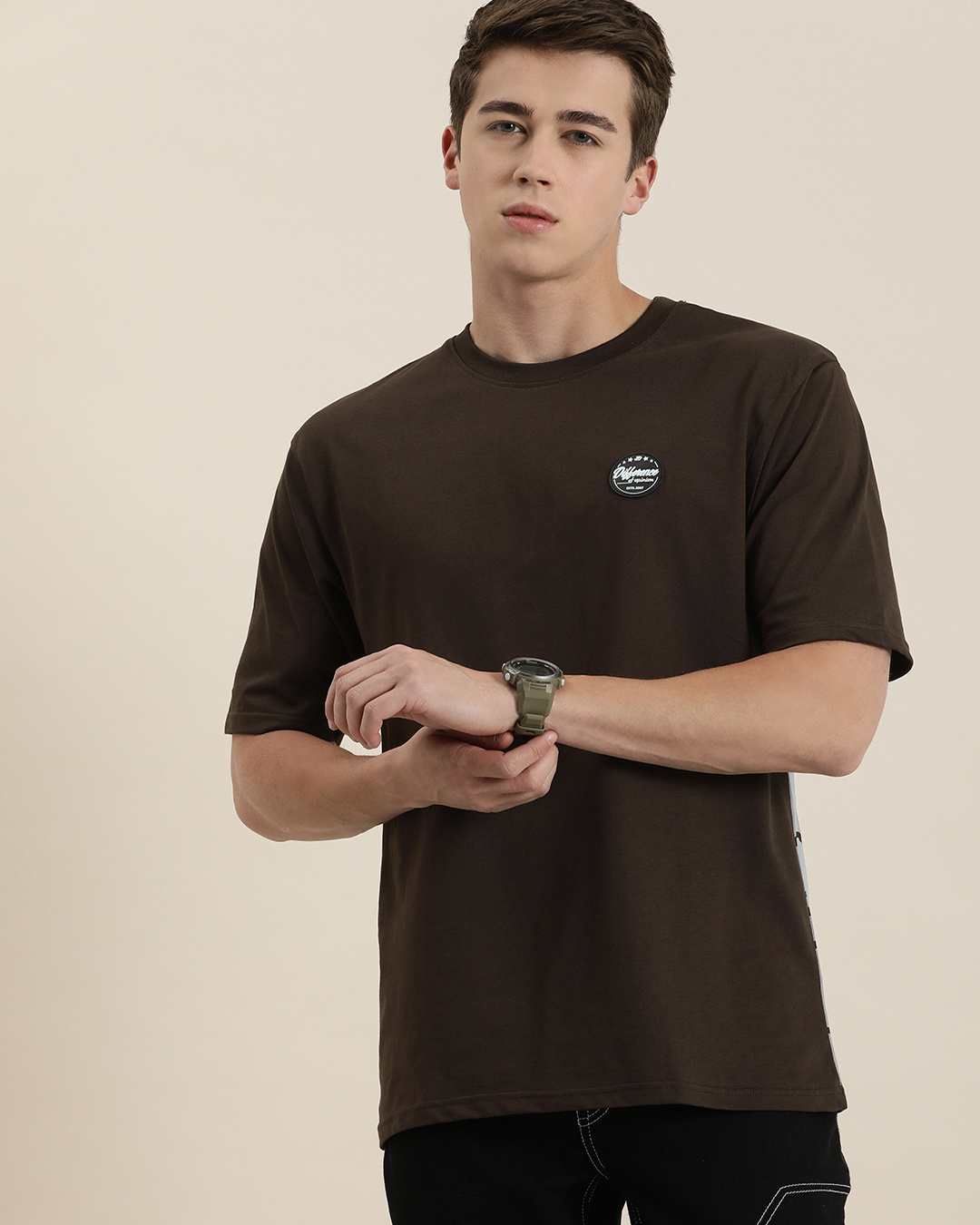 Men's Typography Printed Brown Regular Fit T-Shirt