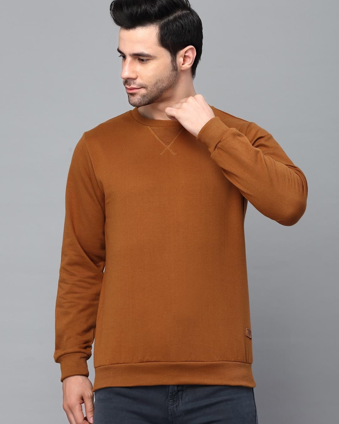 Buy Men's Brown Slim Fit Sweatshirt Online at Bewakoof
