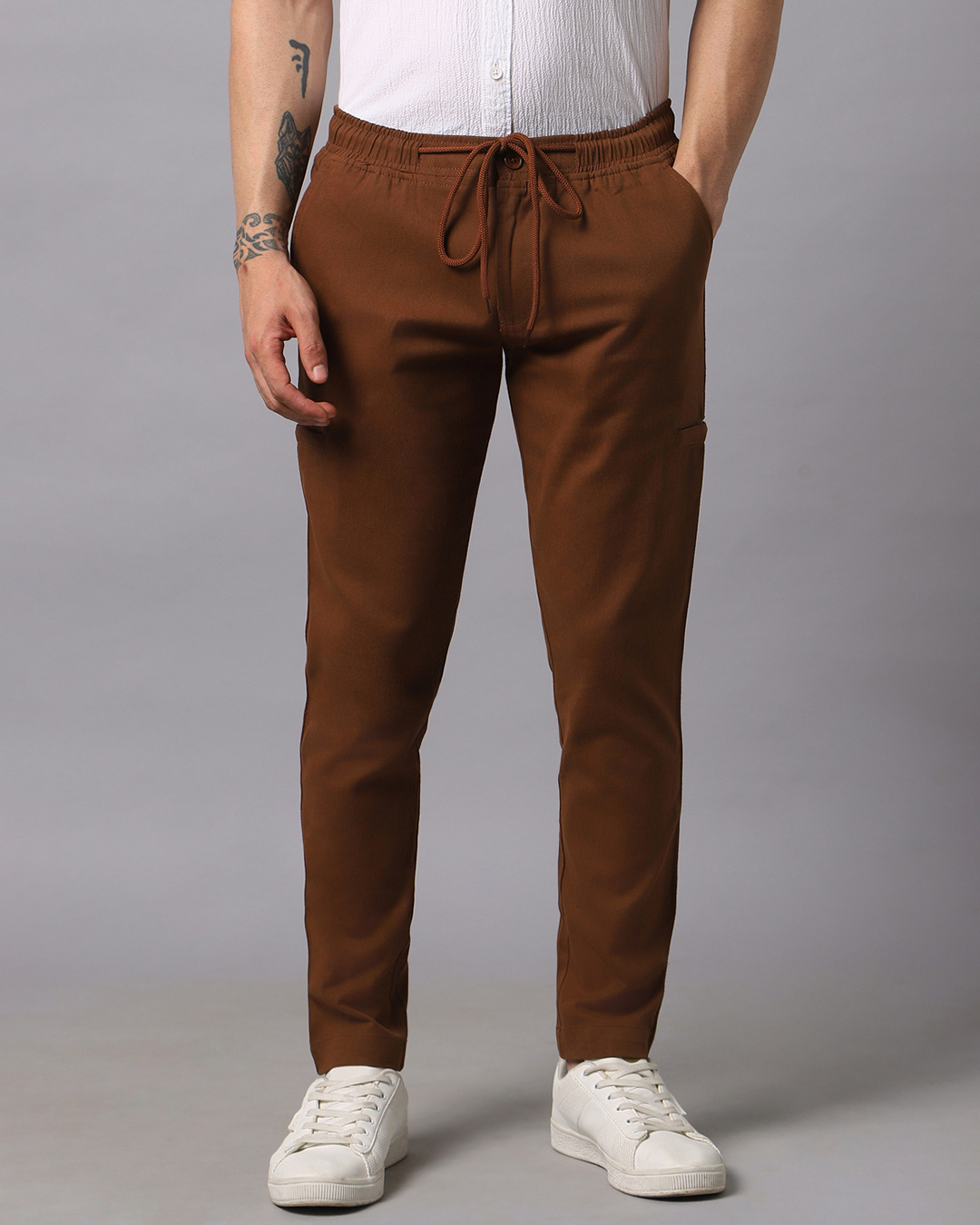 Buy Men's Brown Tapered Fit Chinos Online at Bewakoof