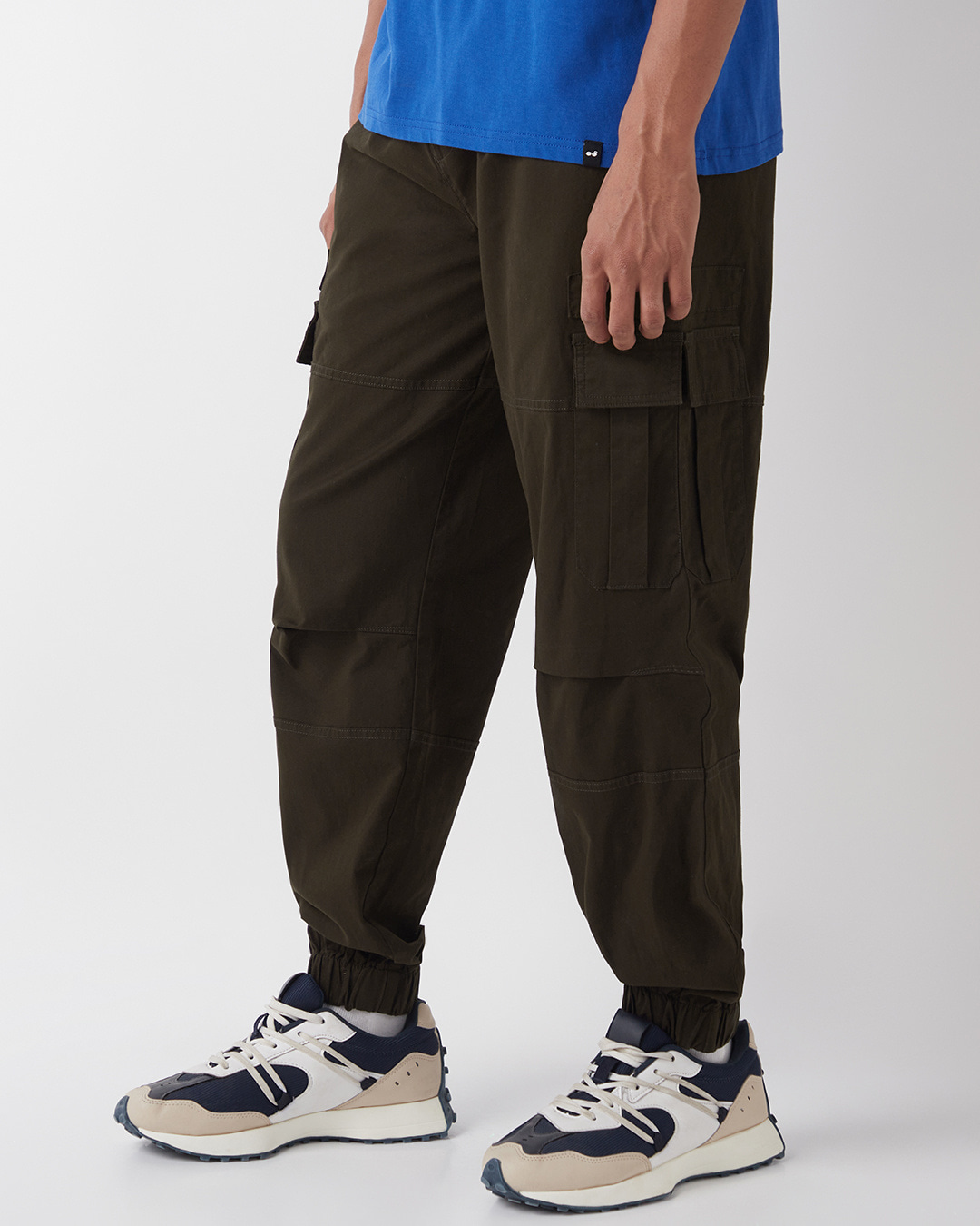 Shop Men's Chocolate Brown Oversized Cargo Jogger Pants-Back