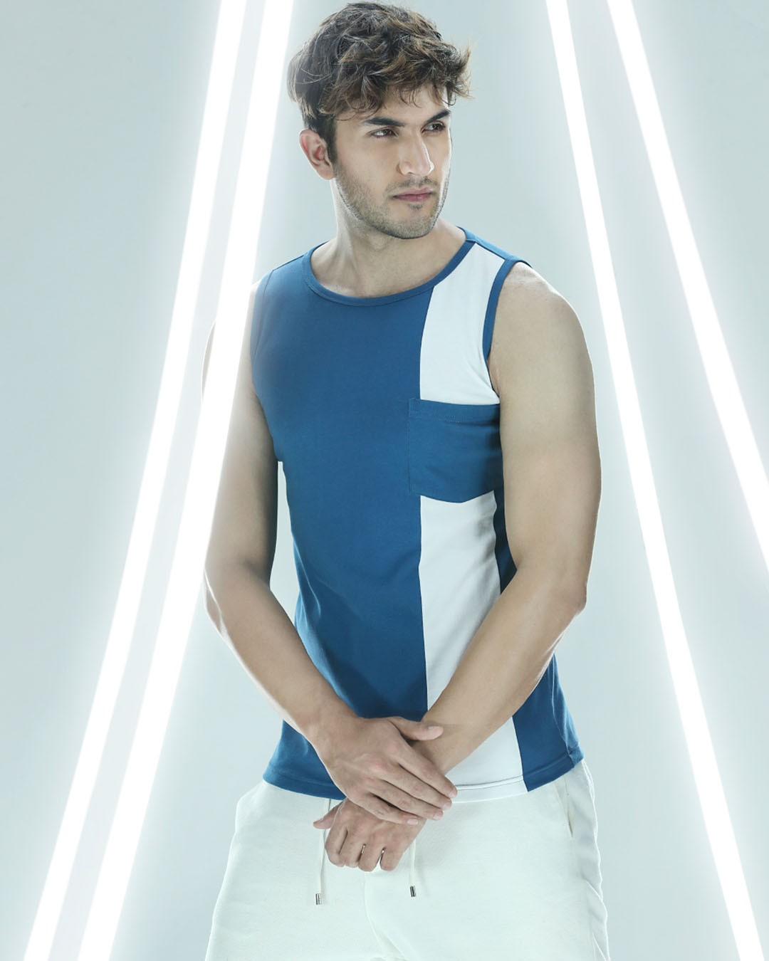 

Digi Teal Colorblock Pocket Vest Men' Round Neck Plain Pocket Panel Vest Bewakoof.com, Blue-white