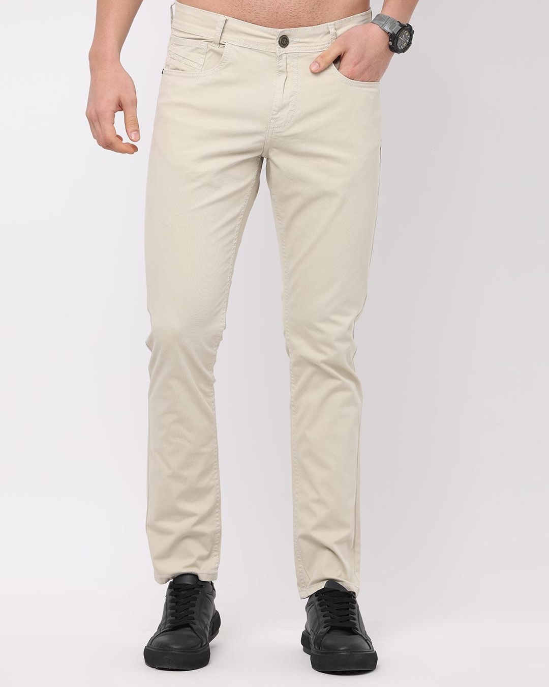 Buy Men's Cream Slim Fit Jeans Online at Bewakoof