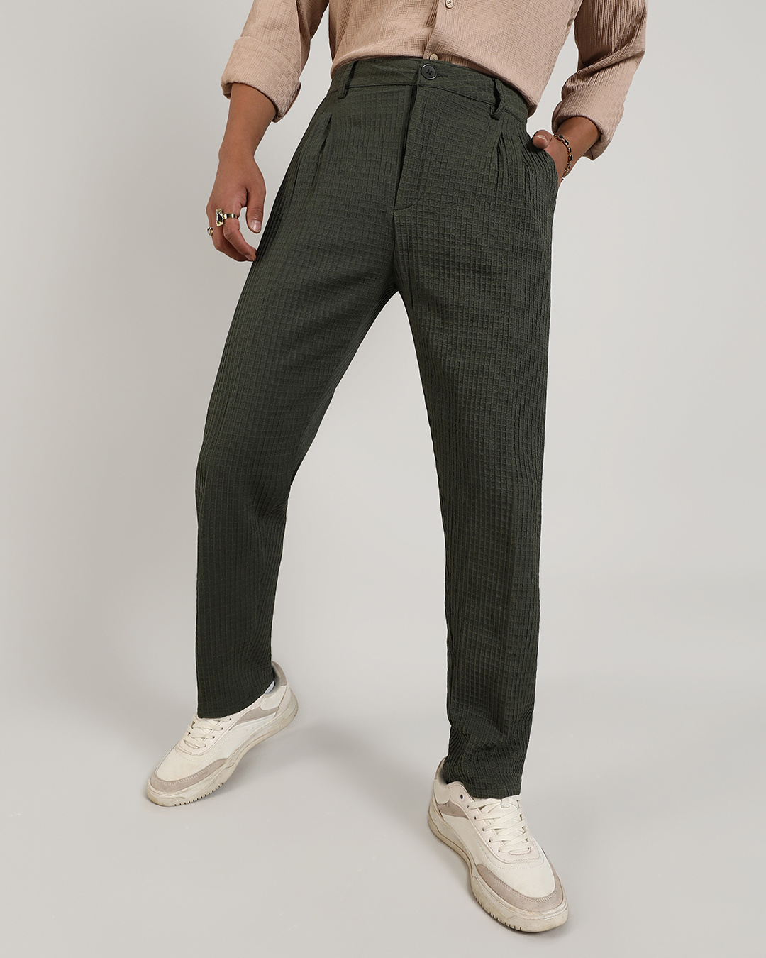 Buy Men's Forest Green Textured Pants Online at Bewakoof