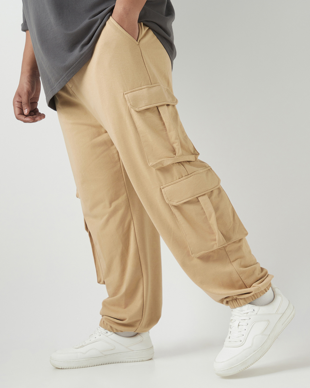 Shop Men's Ginger Root Brown Super Loose Fit Plus Size Cargo Joggers-Back