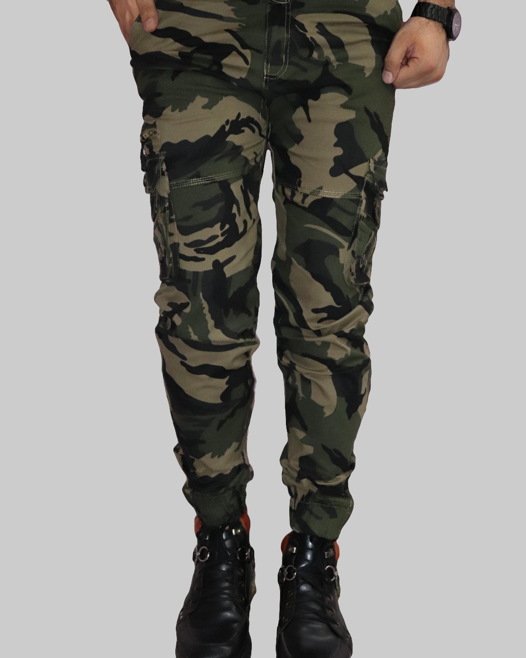 Buy Men's Green Camouflage Printed Cargo Pants Online at Bewakoof