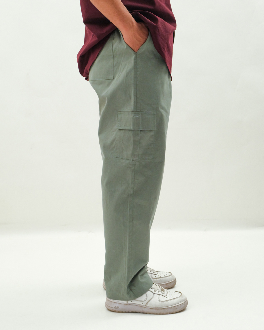 Shop Men's Green Loose Comfort Fit Cargo Pants-Back