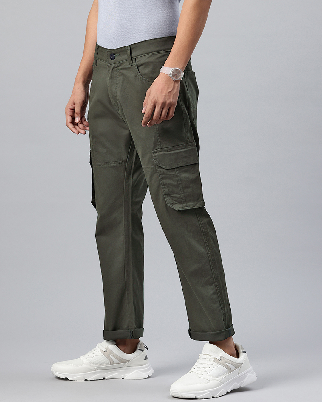 Buy Men's Green Relaxed Fit Cargo Pants Online at Bewakoof