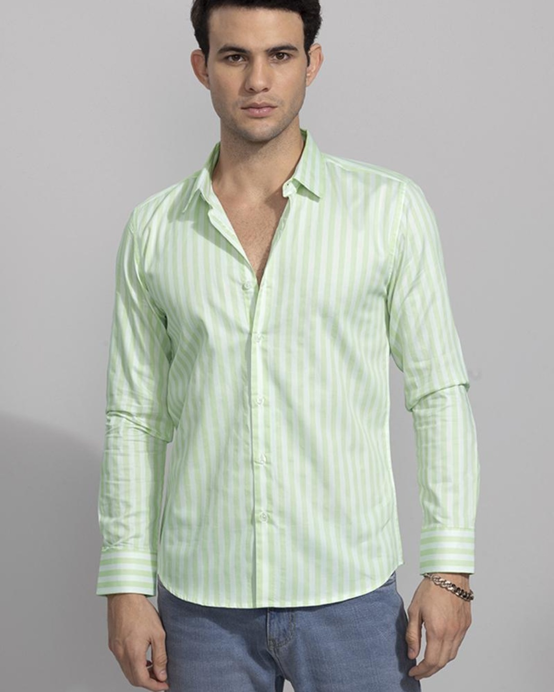 Buy Men's Green Vincent Striped Slim Fit Shirt Online at Bewakoof