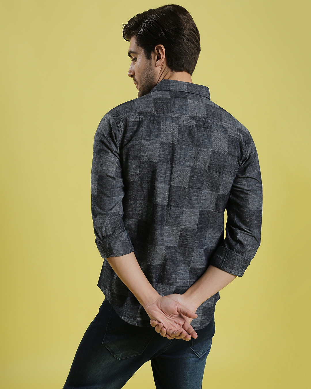 Shop Men's Grey Checkered Regular Fit Shirt-Back