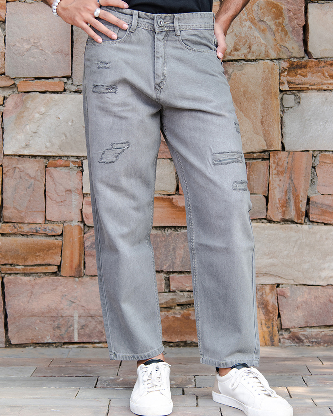 Buy Men's Grey Distressed Loose Fit Jeans Online at Bewakoof