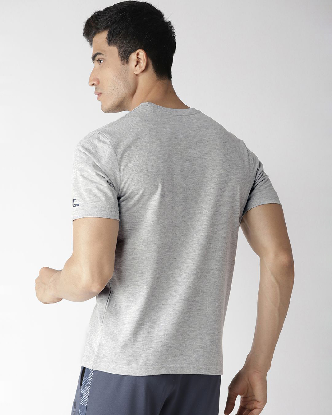 Shop Men's Grey Printed Slim Fit T-shirt-Back