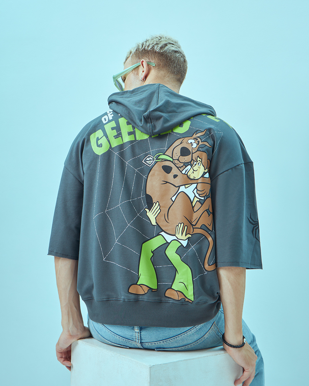 Buy Mens Grey Scooby Doo Graphic Printed Super Loose Fit Hoodies Online At Bewakoof 7369