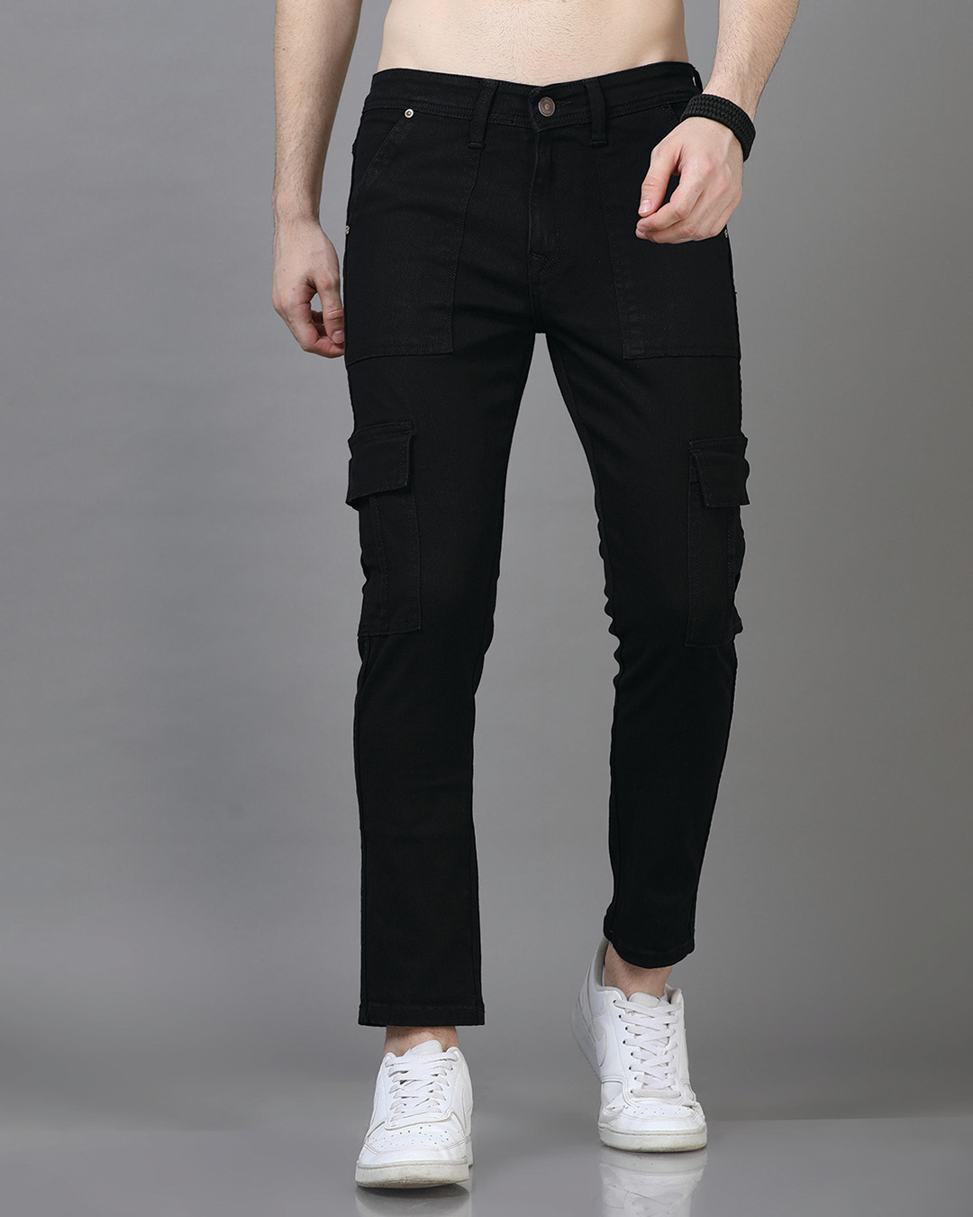 Buy Men's Jet Black Slim Fit Cargo Jeans Online at Bewakoof