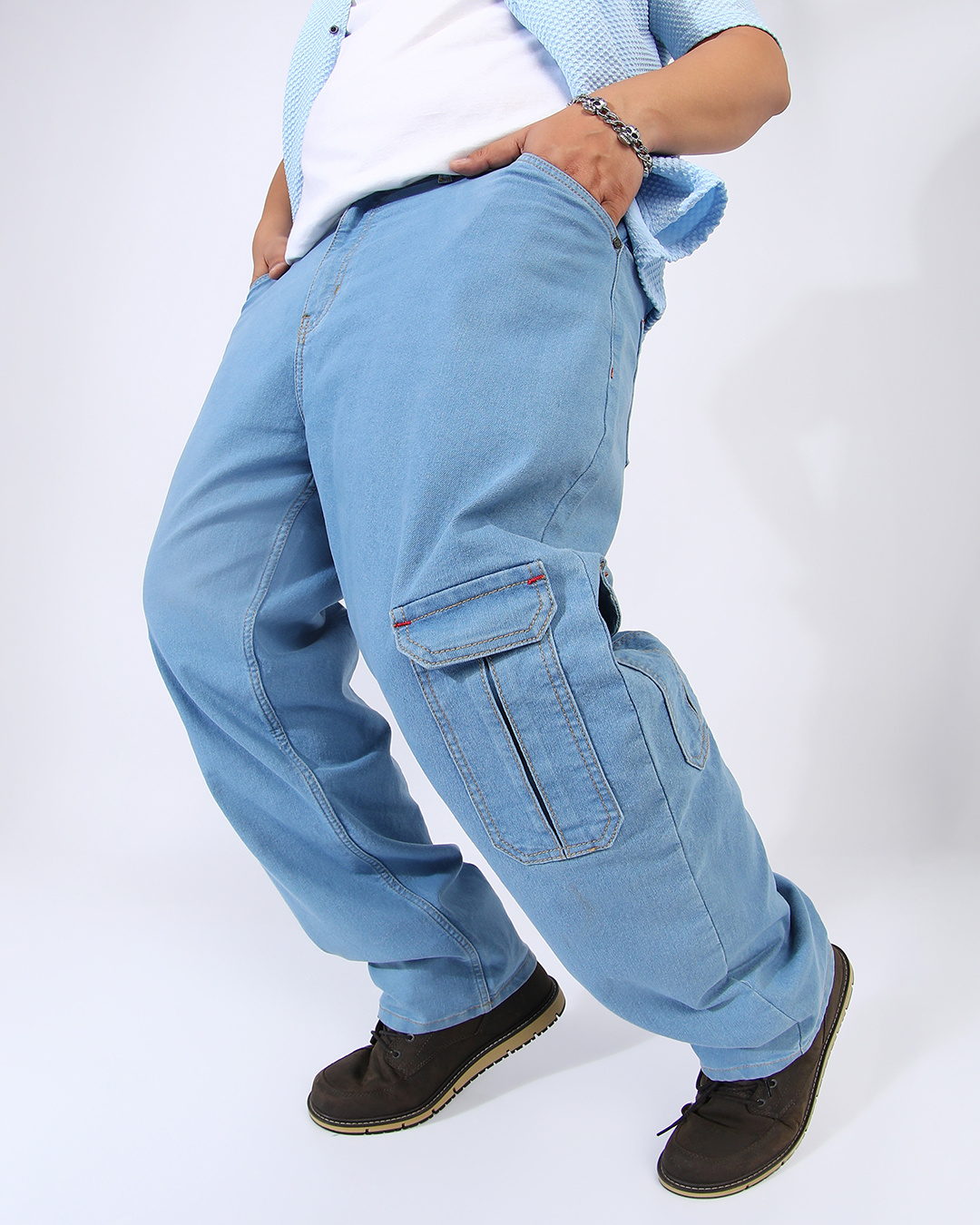 Buy Men's Light Blue Oversized Plus Size Cargo Jeans Online at Bewakoof