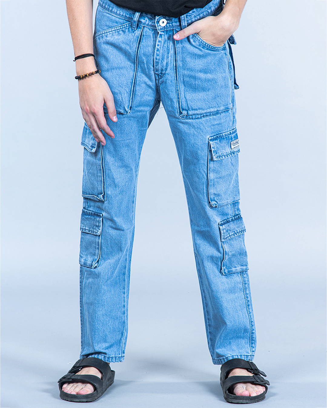 Buy Men's Light Blue Straight Fit Cargo Jeans Online at Bewakoof