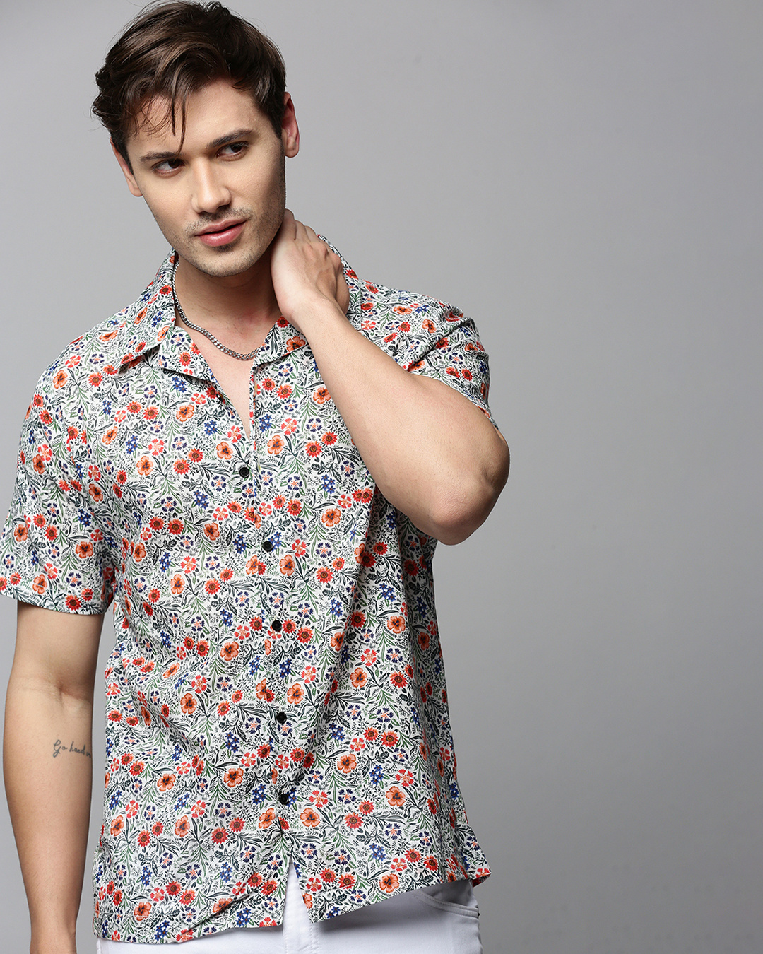 Buy Mens Multicolor All Over Floral Printed Slim Fit Shirt Online At Bewakoof 1211