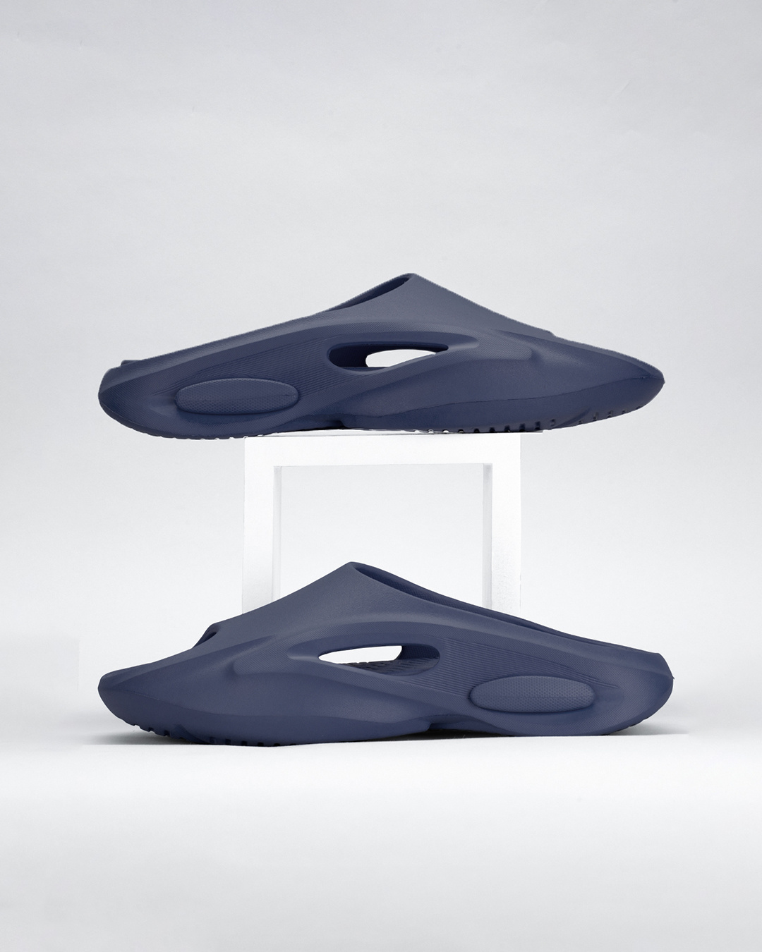 mens navy nike sliders