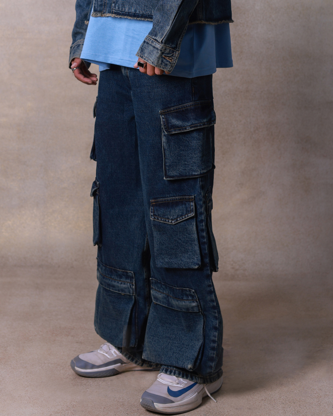 Shop Men's Navy Blue Washed Baggy Oversized Cargo Jeans-Back