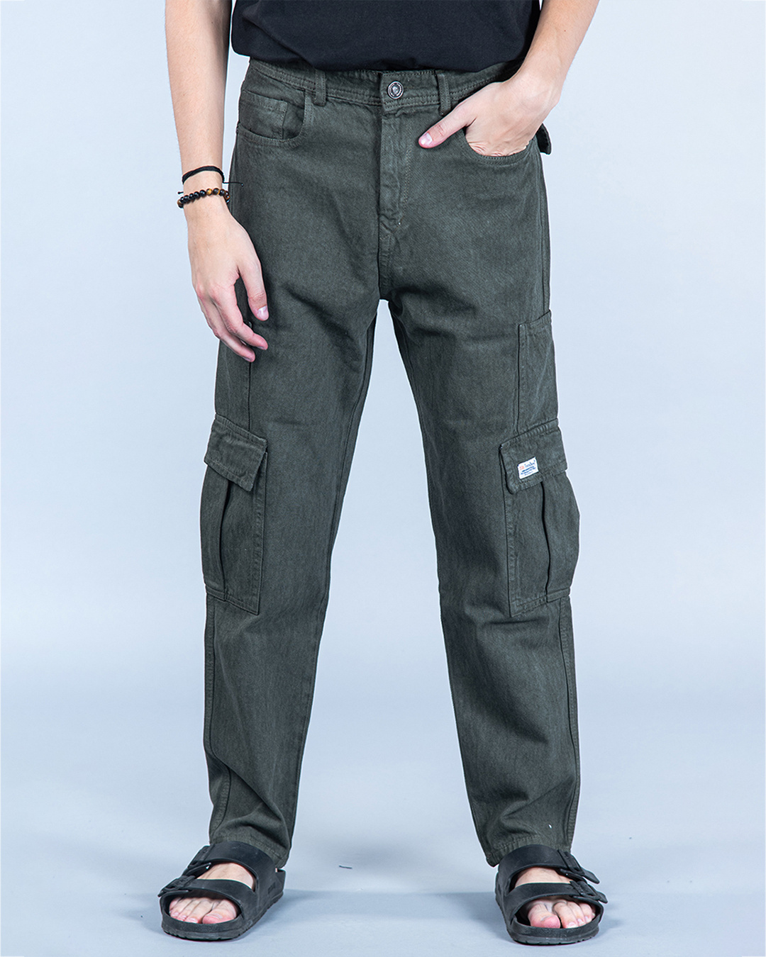 Buy Men's Olive Green Baggy Fit Cargo Jeans Online at Bewakoof