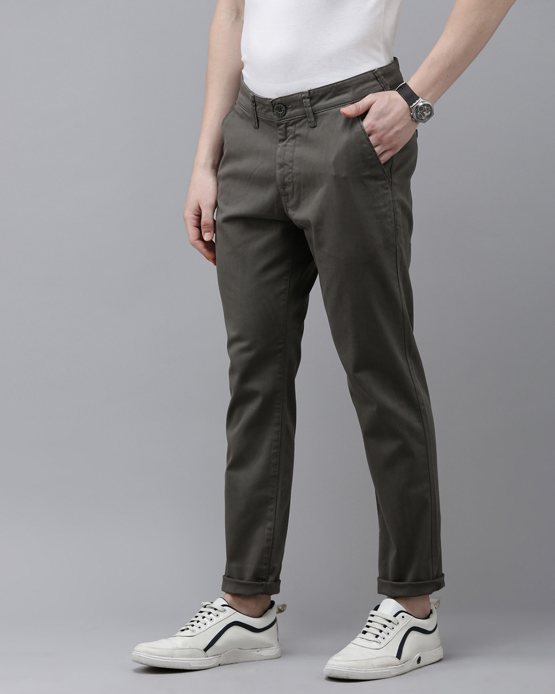 Buy Men's Olive Green Slim Fit Trousers Online at Bewakoof
