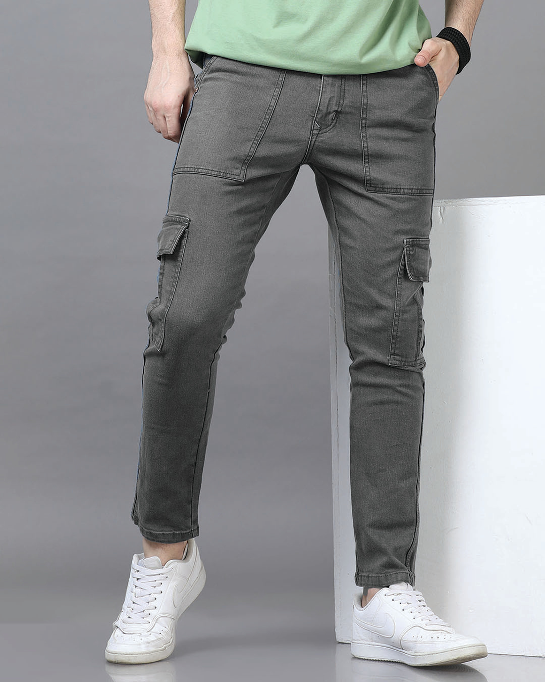 Buy Men's Pebble Grey Slim Fit Cargo Jeans Online at Bewakoof