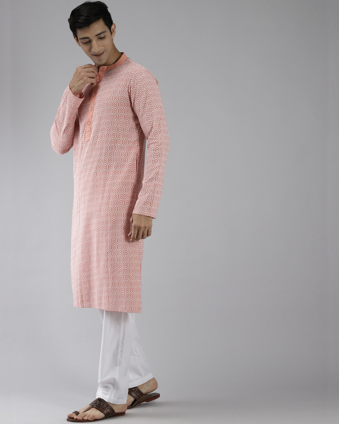 Shop Men's Pink All Over Printed Cotton Kurta-Back