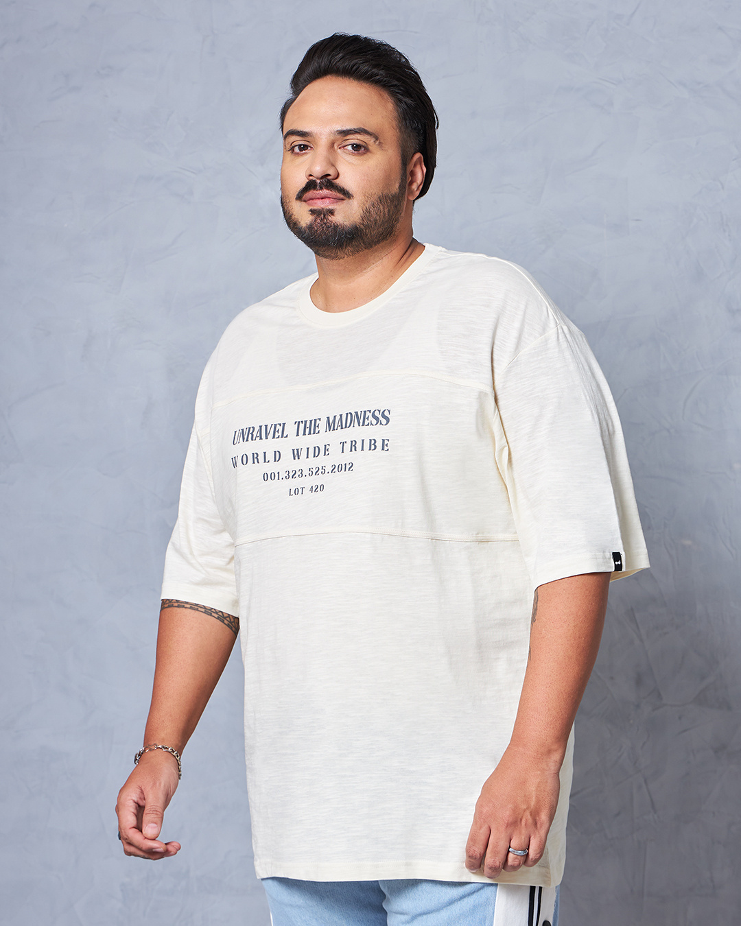 Shop Men's Gardenia Unravel The Madness Typography Oversized Plus Size T-shirt-Back