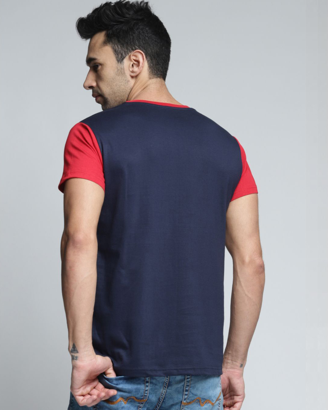 Shop Men's Red Colourblocked T-shirt-Back