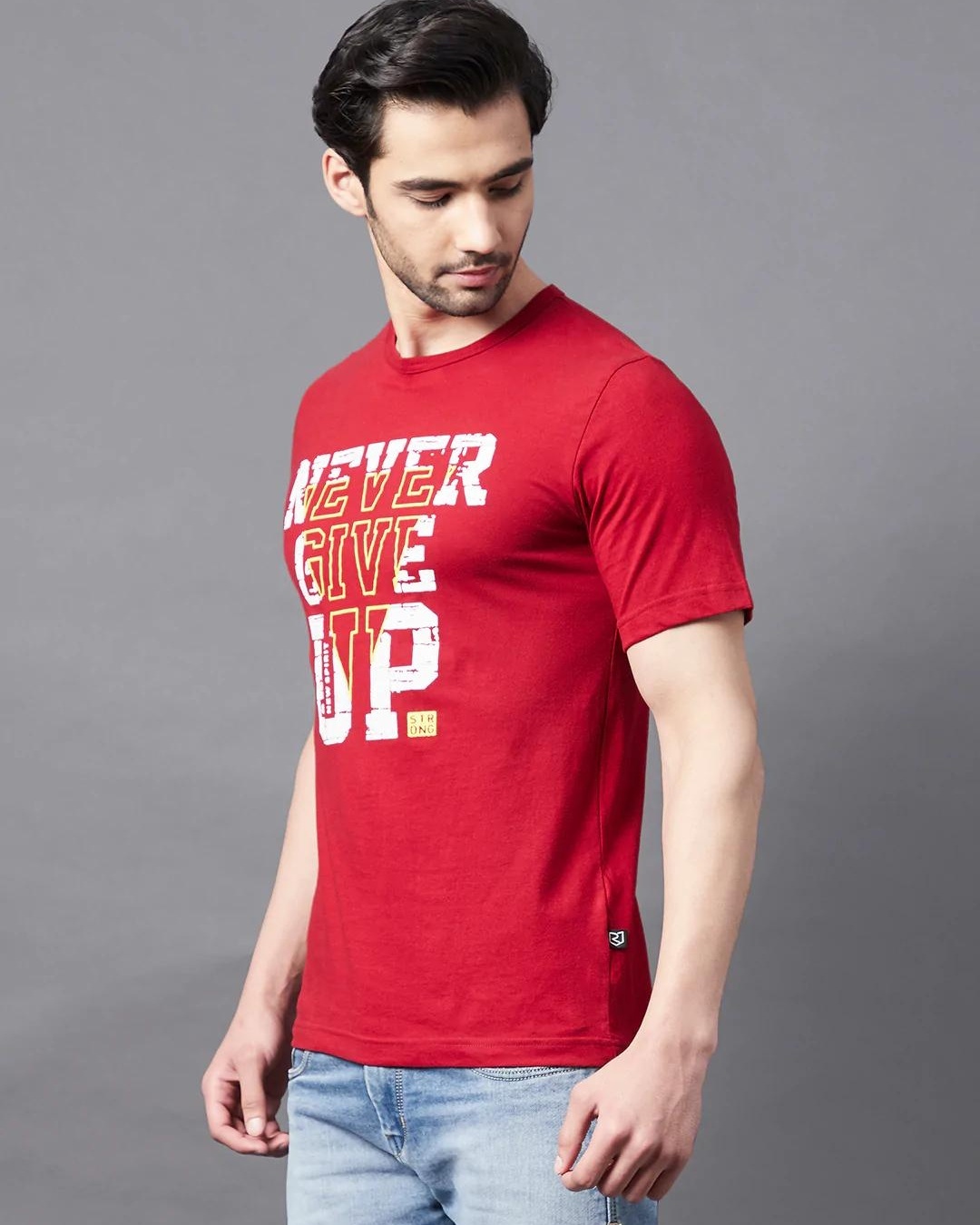 Shop Men's Red Never Give Up Typography Slim Fit T-shirt-Back