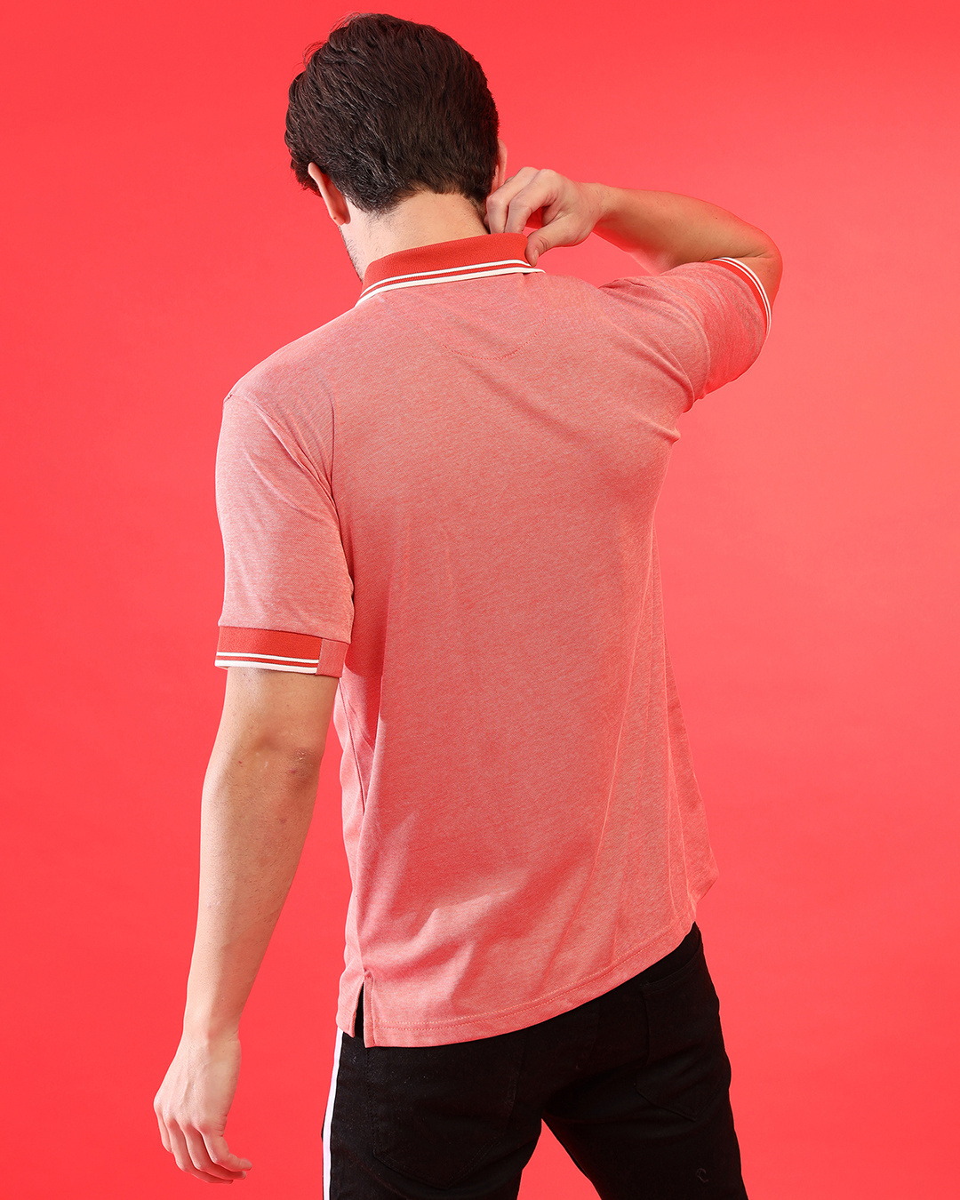 Shop Men's Red Solid Regular Fit T-shirt-Back