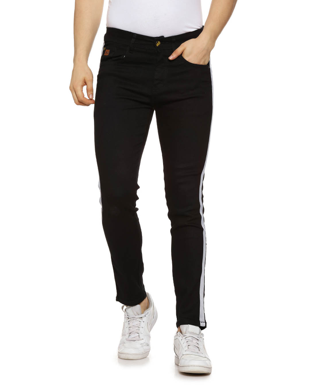 Buy Men's Slim Black Jeans Online at Bewakoof