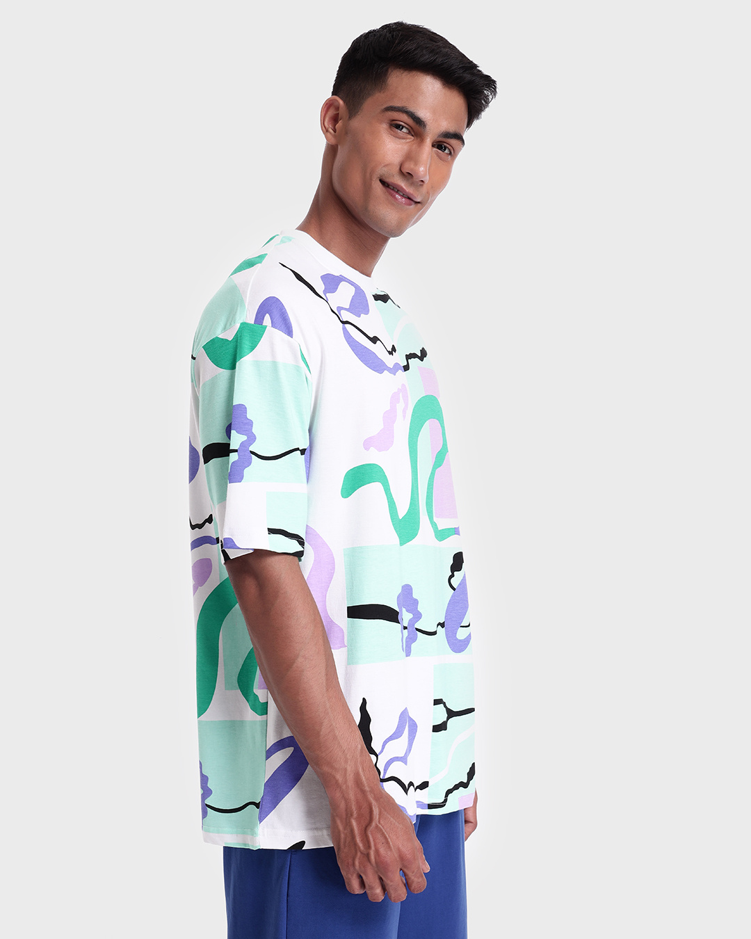 Buy Mens White Abstract Printed Oversized Plus Size T Shirt Online At Bewakoof 7454