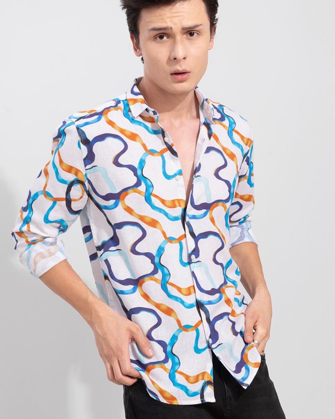 Shop Men's White Abstract Printed Slim Fit Shirt-Back