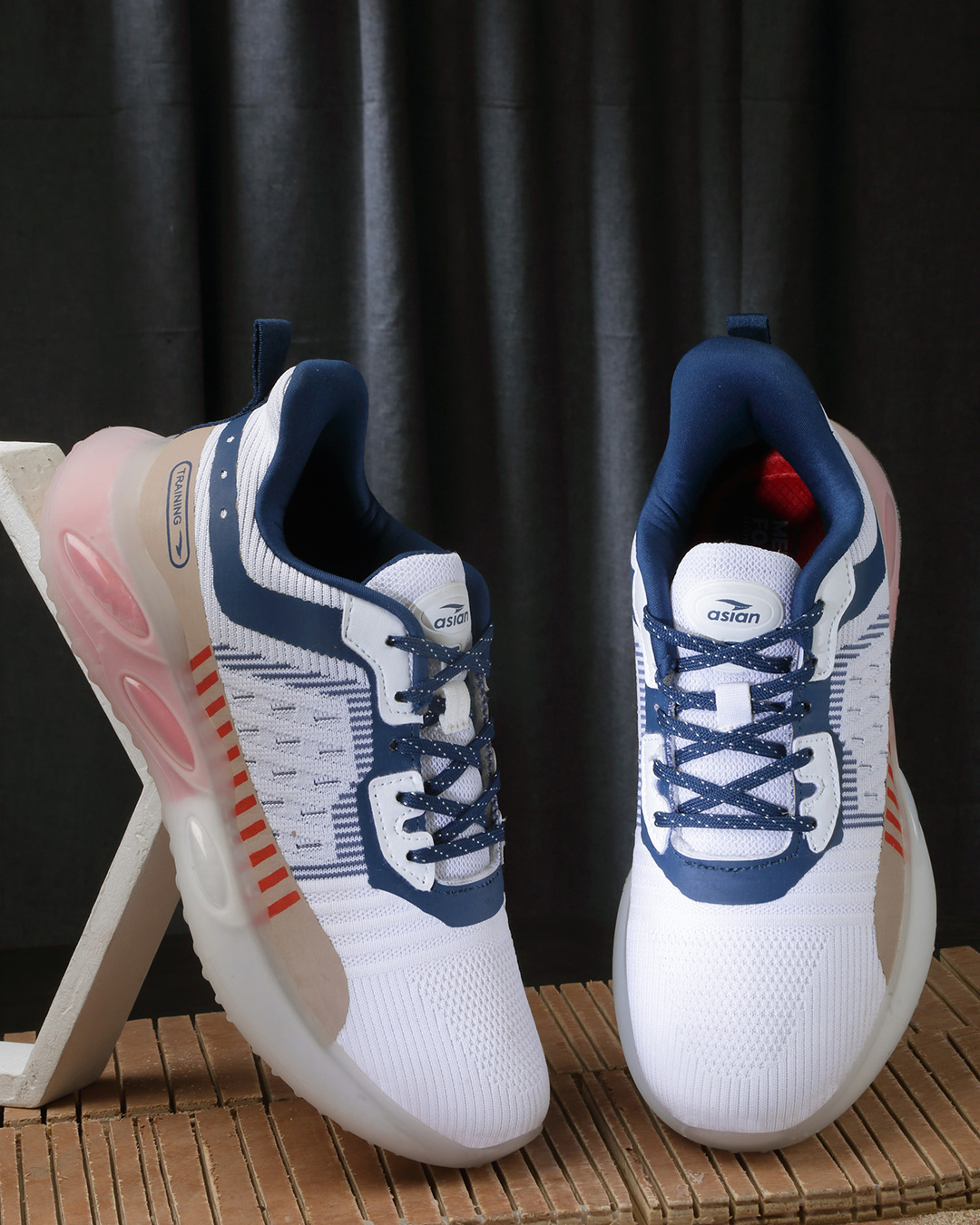 mens blue running shoes