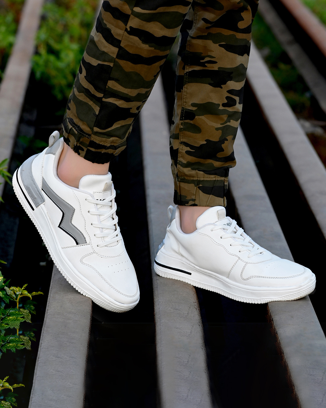 Buy Men S White Color Block Sneakers Online In India At Bewakoof