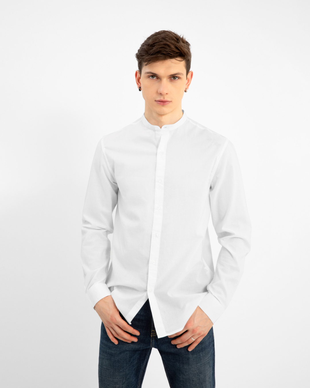 Buy Men's White Cotton Slim Fit Shirt Online at Bewakoof