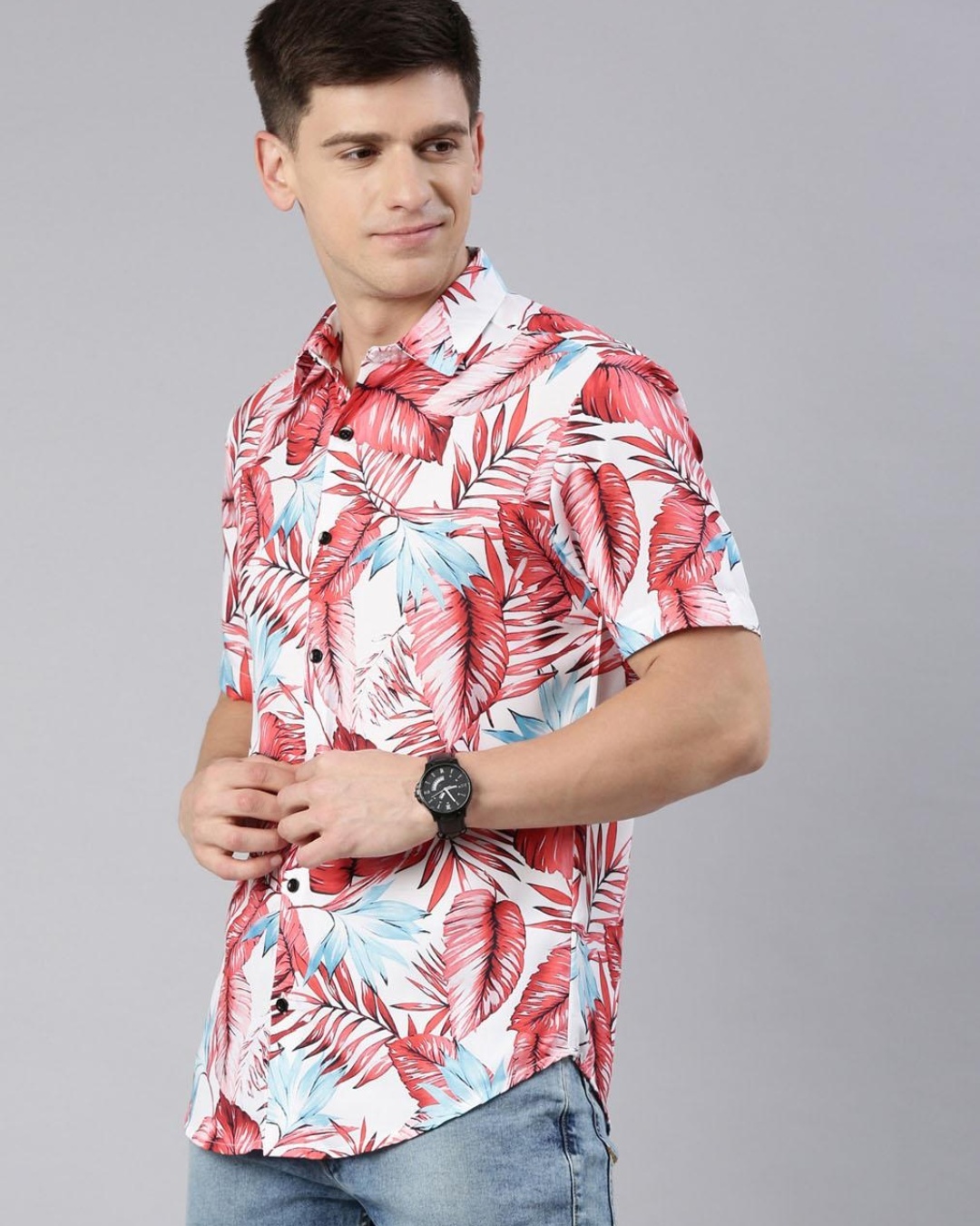 Buy Men's White Palmier Floral Printed Slim Fit Shirt Online at Bewakoof