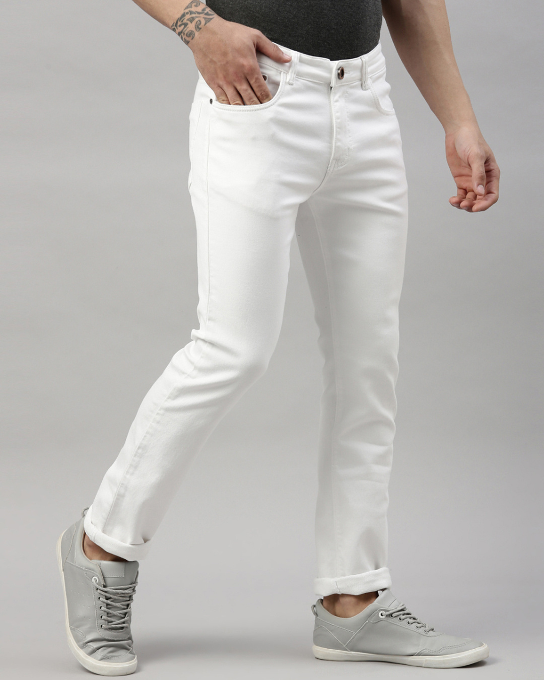 Shop Men's White Regular Fit Mid-Rise Jeans-Back