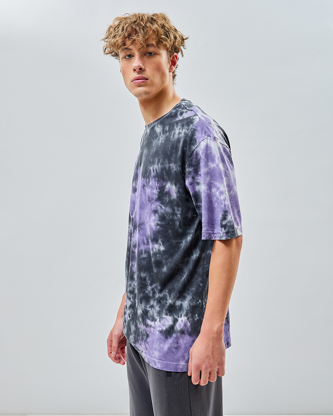 Shop Men's Black & White Tie & Dye Oversized T-shirt-Back